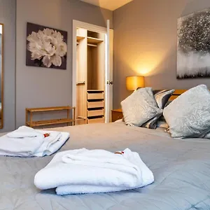  Apartment Modern Free Parking